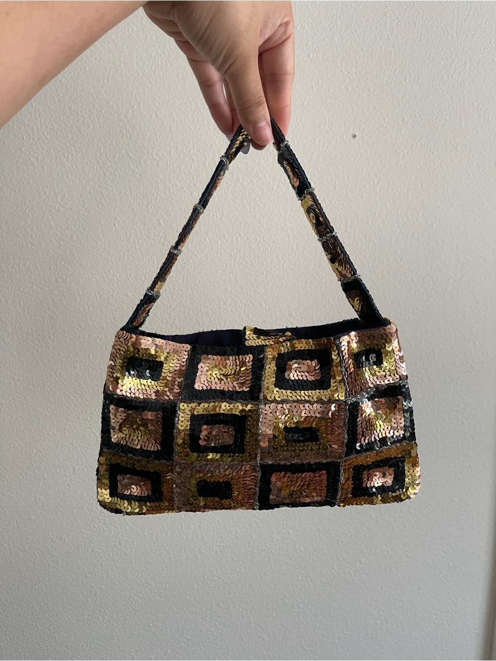 Sequined Rectangular Shoulder Bag in Gold & Black - Picture 4 of 6